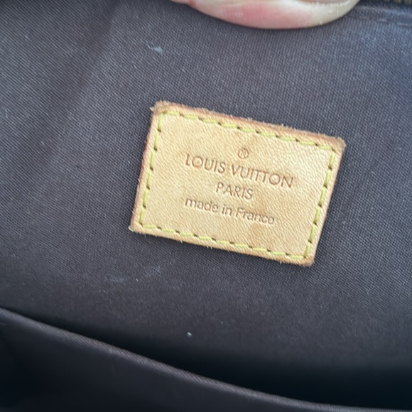 Louis Vuitton Alma Vernis Amarante GM handbag - Picture 11 of 17